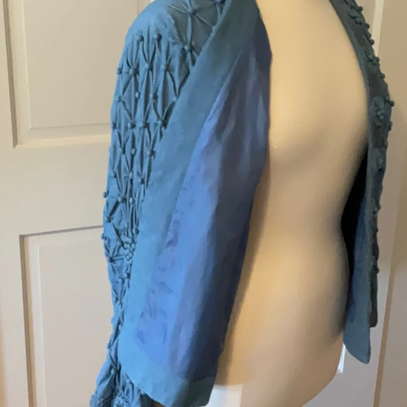 🦋 So Adorable NWOT Drapers and Damon‘s open front jacket w/3D accents 🦋 - Picture 6 of 11